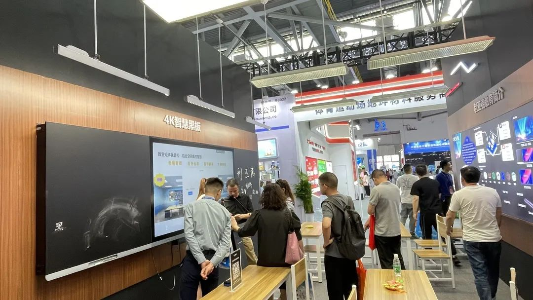 米兰milan教育新品及解决方案惊艳亮相81届教装展
